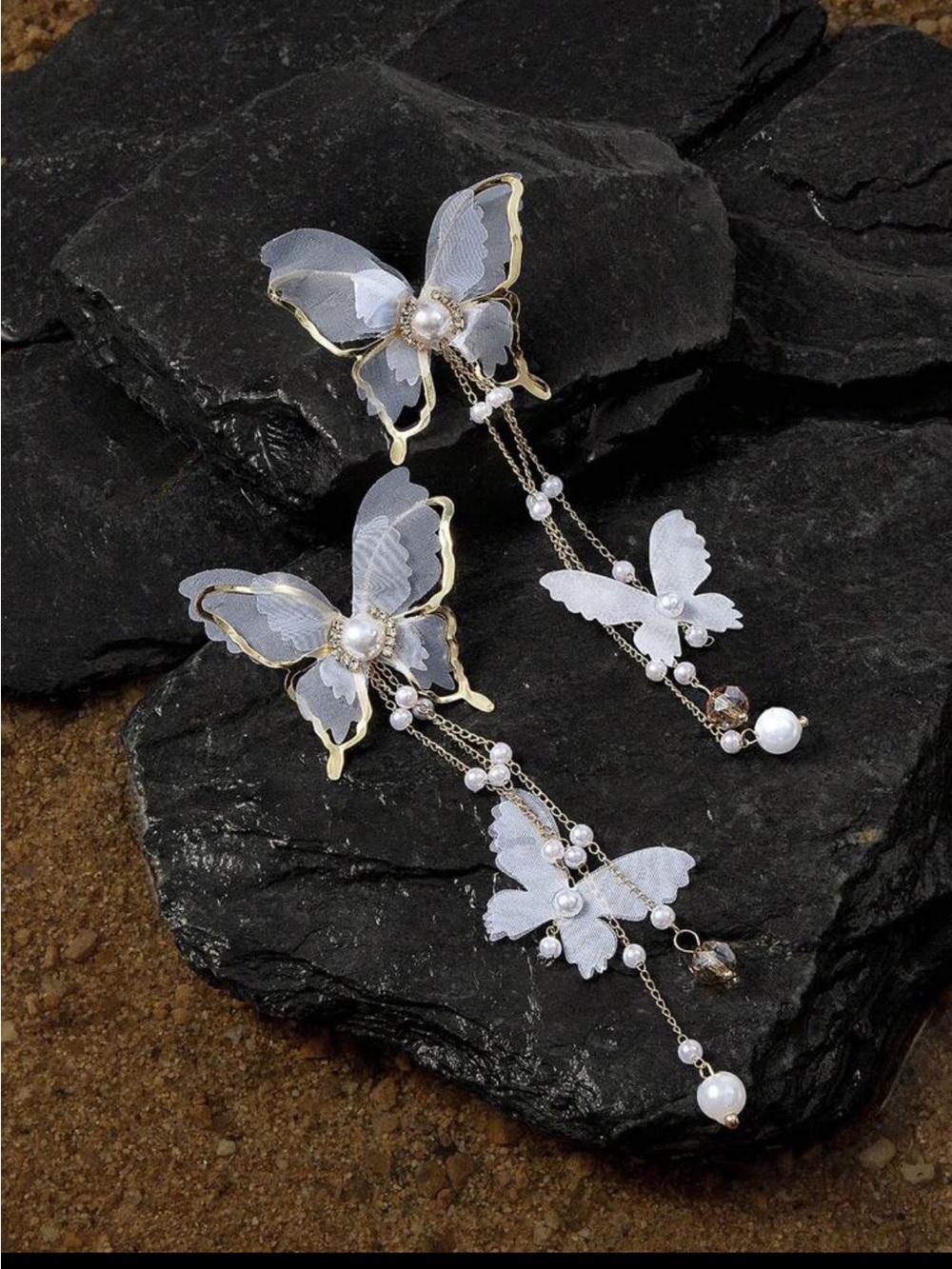 Falling For You Butterfly Drop Earrings NEW π·οΈ